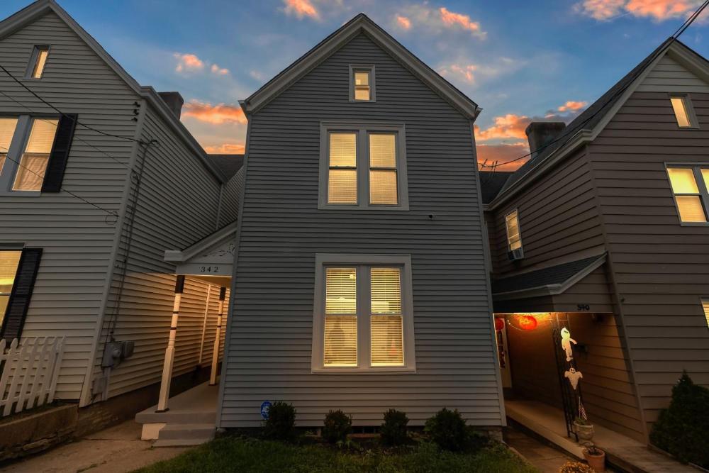 Recently Renovated Home in the Heart of Bellevue! home